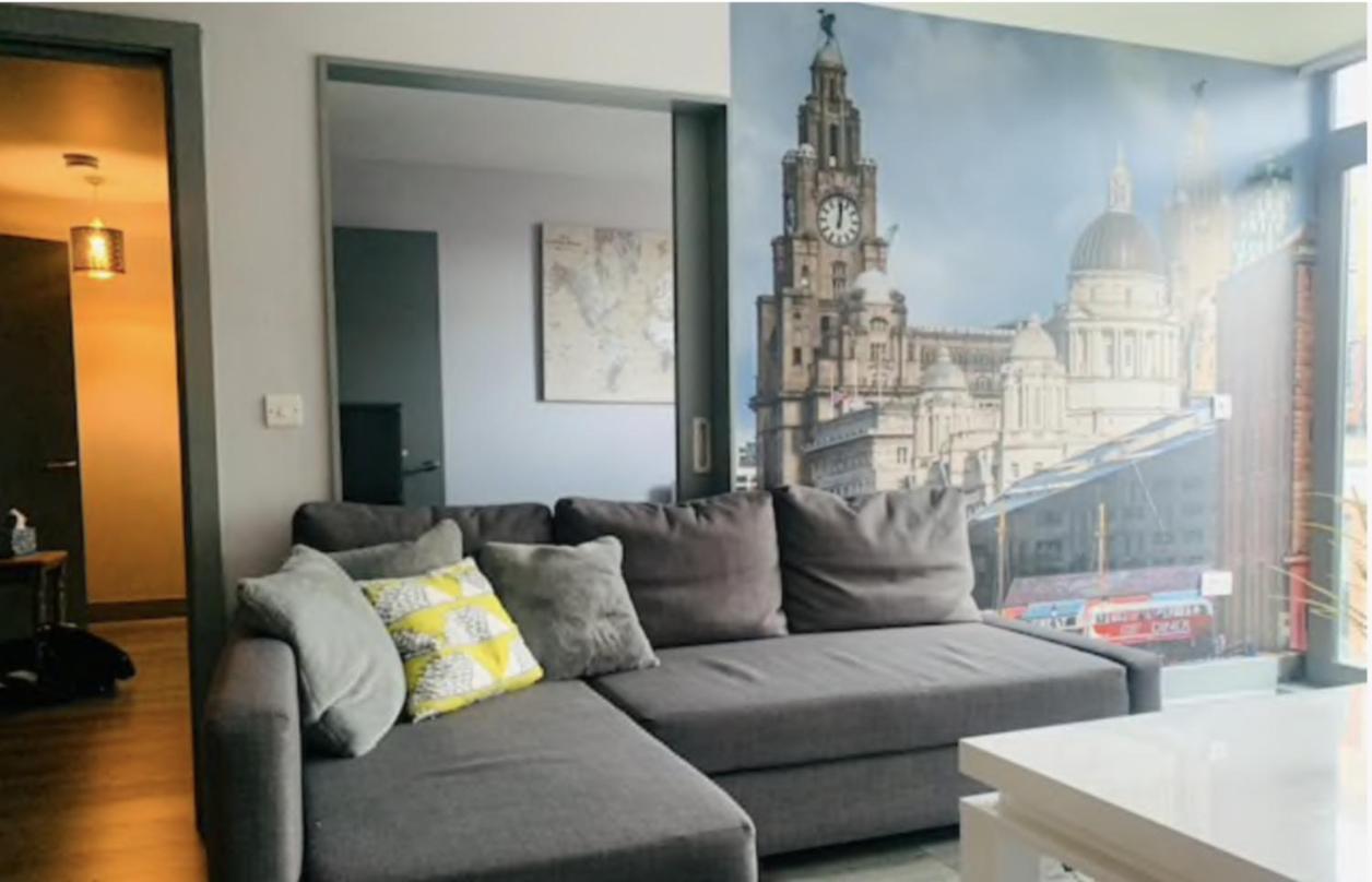 2 Bedroom Free Parking By Concert Square Sleeps 8 Ливърпул Екстериор снимка