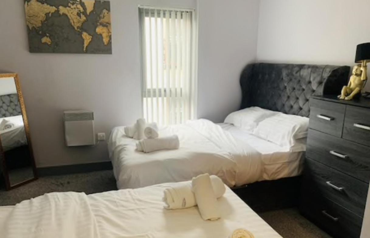 2 Bedroom Free Parking By Concert Square Sleeps 8 Ливърпул Екстериор снимка