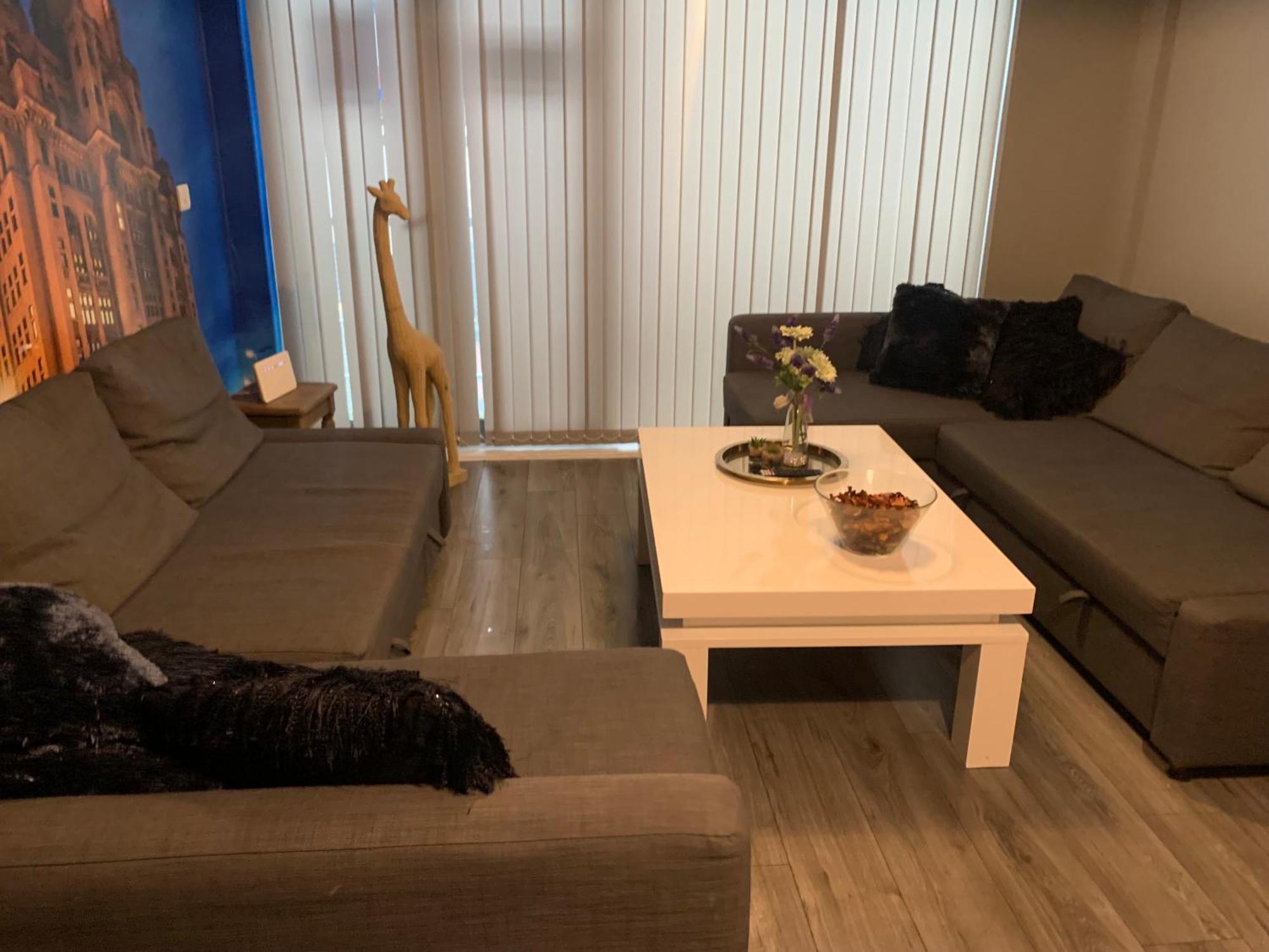 2 Bedroom Free Parking By Concert Square Sleeps 8 Ливърпул Екстериор снимка